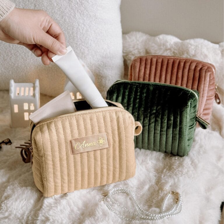 Custom cosmetic bags from B2B manufacturer