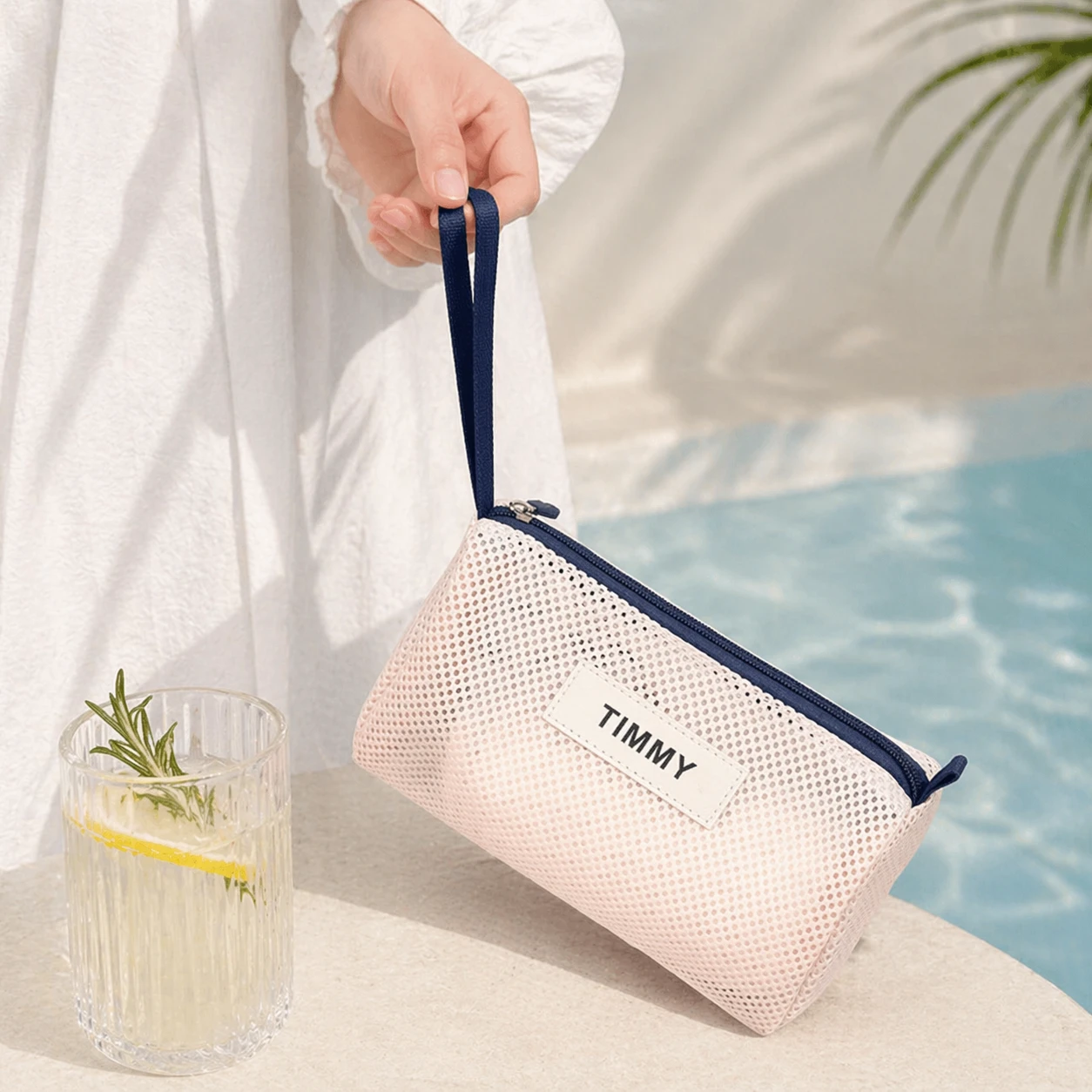 Hawaiian Handheld Mesh Bag