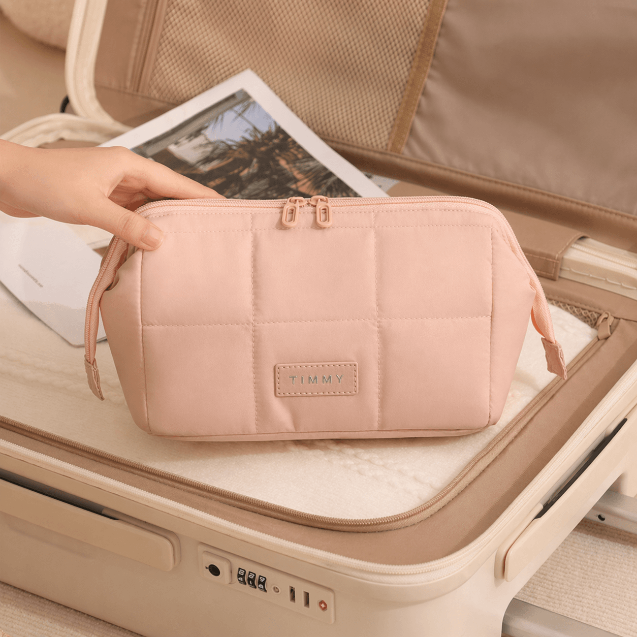 Quilted Polyester Women Cosmetic Bag